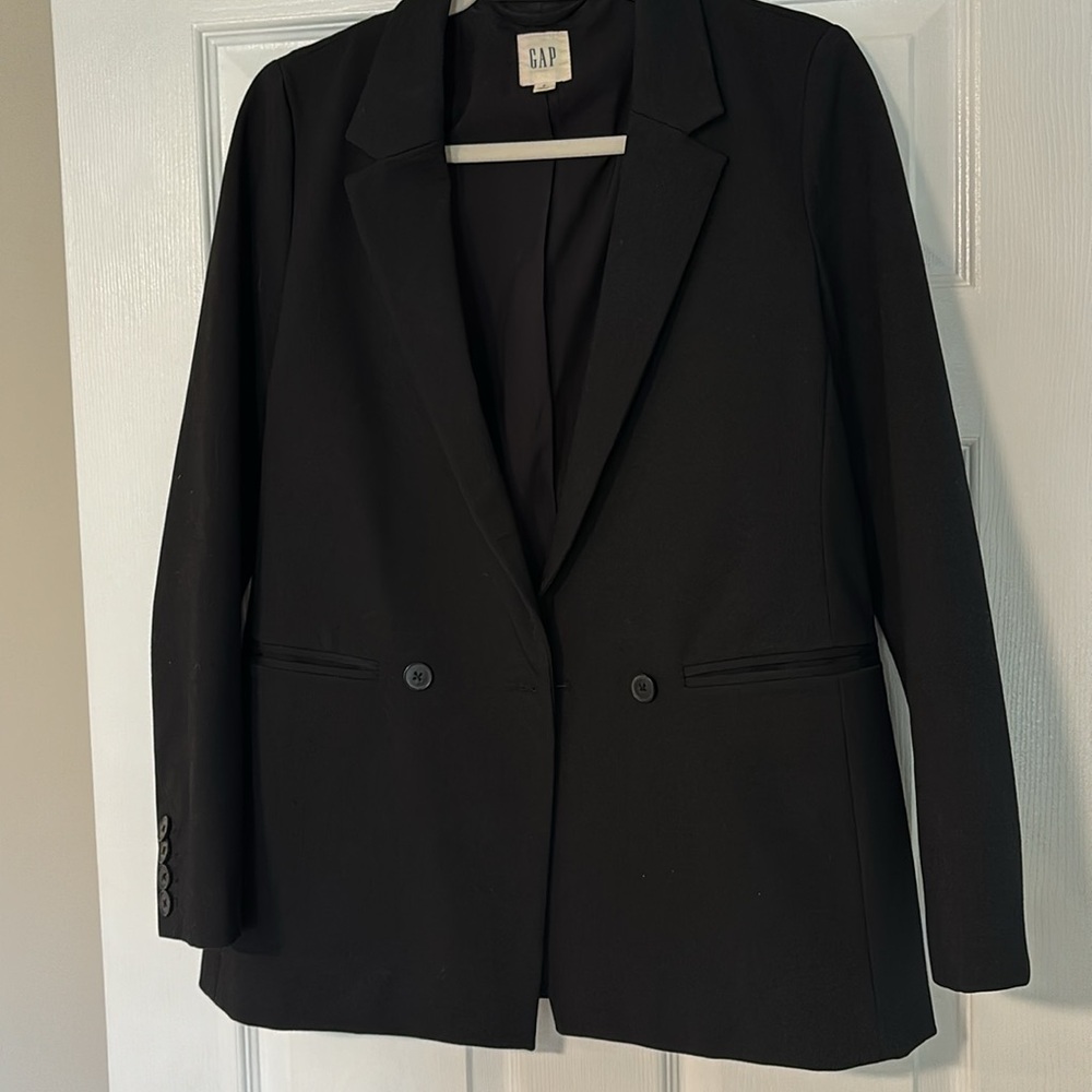 Beautiful gap blazer! - Picture 3 of 3
